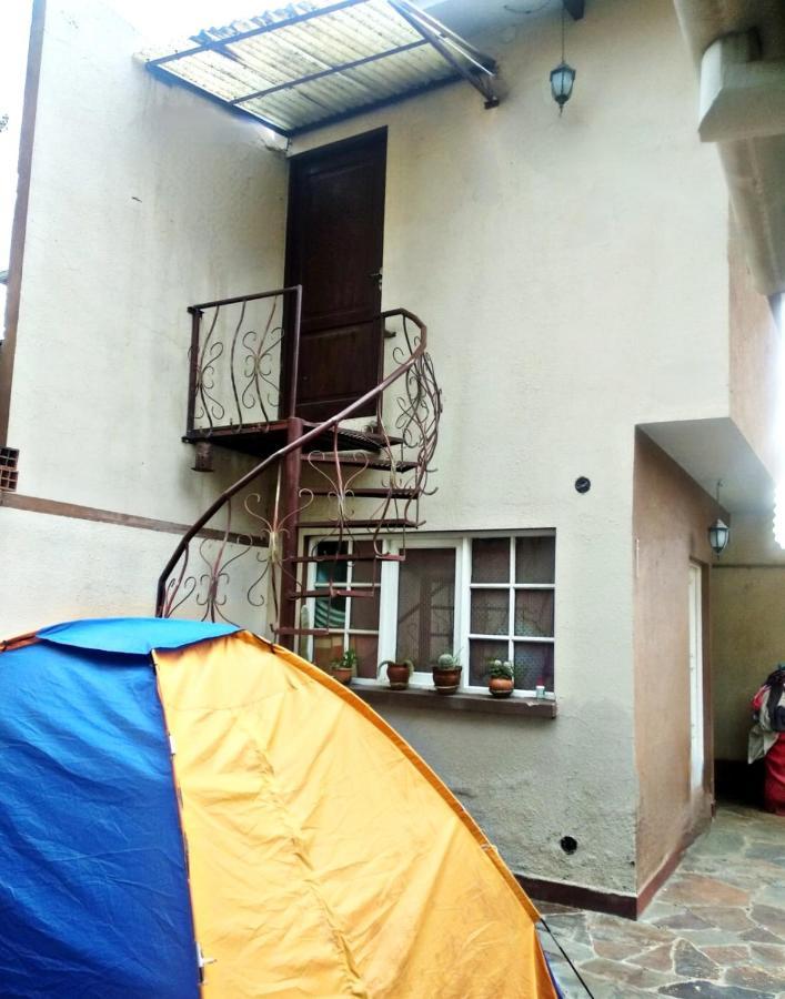 Bed and Breakfast Residencial Moroni - Alojamiento En Cochabamba Exterior foto