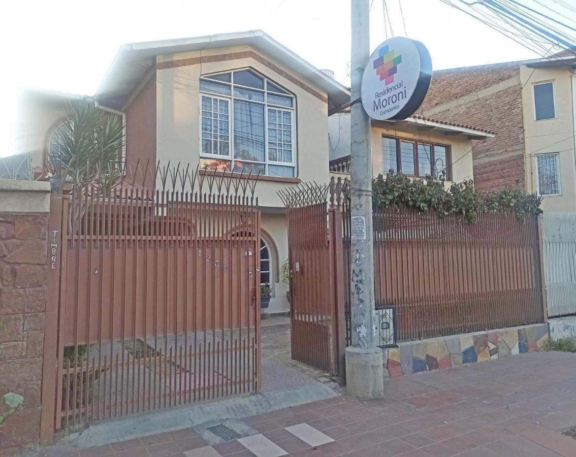 Bed and Breakfast Residencial Moroni - Alojamiento En Cochabamba Exterior foto