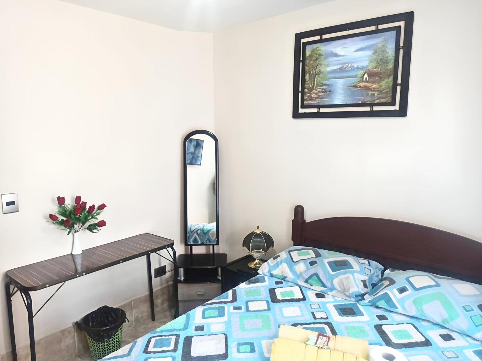 Bed and Breakfast Residencial Moroni - Alojamiento En Cochabamba Exterior foto