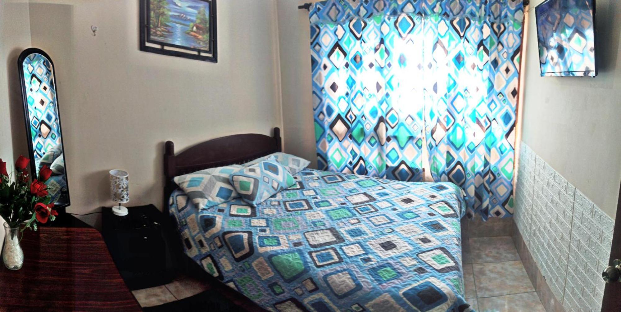 Bed and Breakfast Residencial Moroni - Alojamiento En Cochabamba Exterior foto